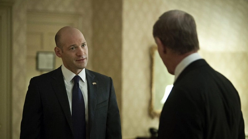 House-of-Cards_russo 