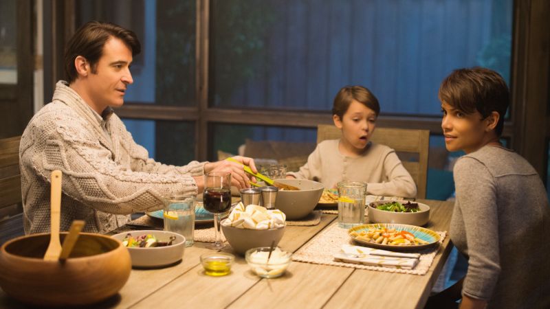 extant recenzja