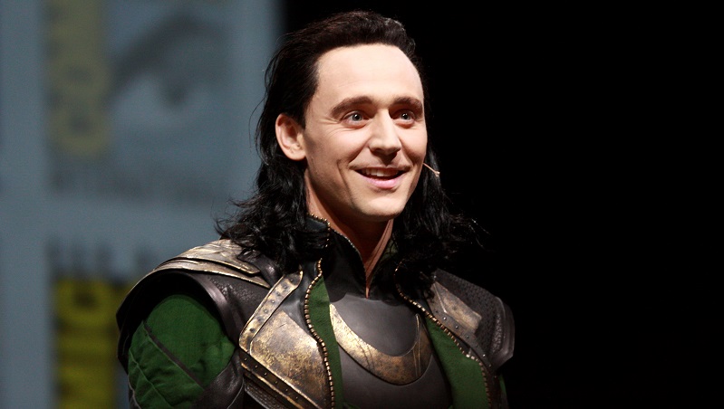 Tom Hiddleston sandman