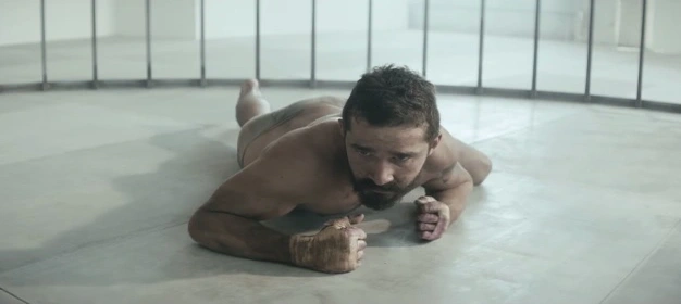 Sia, &#8222;Elastic Heart&#8221; i walczący Shia LaBeouf. Zobacz nowy teledysk