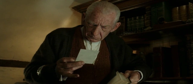Ian McKellen w roli Sherlocka. Zobacz klip z filmu "Mr. Holmes"