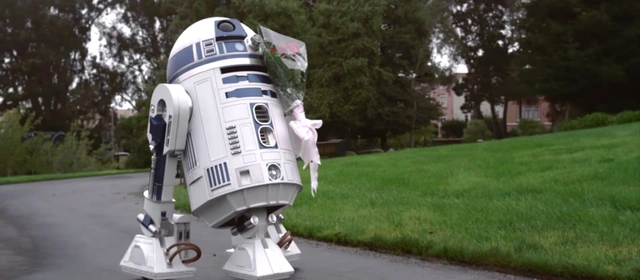 Artoo in love na YouTube rozberaja urokiem