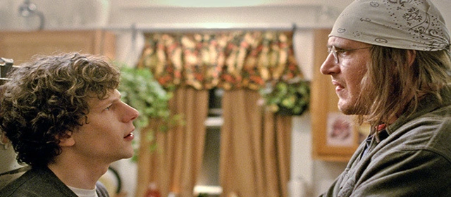 Jason Segel i Jesse Eisenberg w trailerze filmu "The End of the Tour"