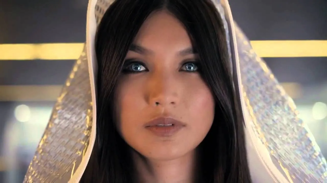 Humans Amazon Prime „Humans” to takie telewizyjne „Ja, Robot”. Tylko bez budżetu...