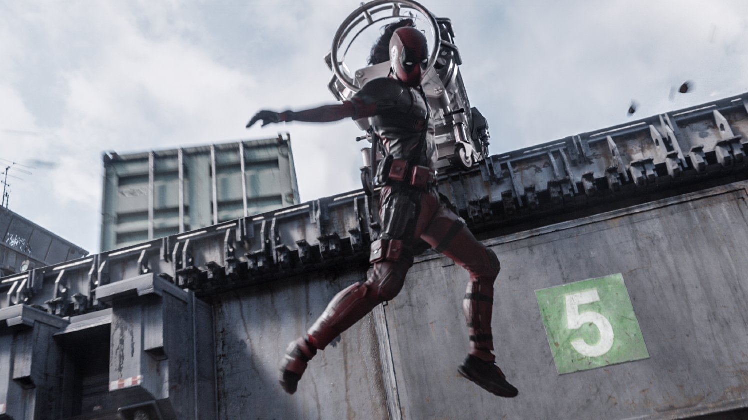deadpool film 2016 3 class="wp-image-59827" 