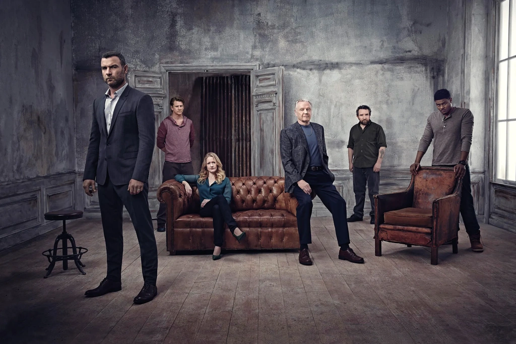 ray donovan class="wp-image-71457"