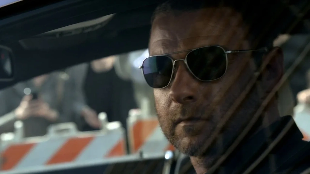 ray donovan 2 class="wp-image-71455"