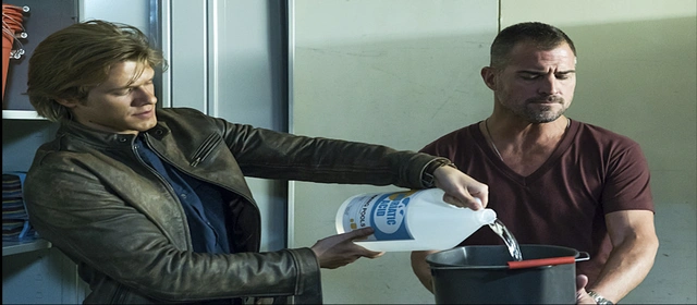 Nowy MacGyver zna wiele sztuczek, ale nie tą najważniejszą - recenzja