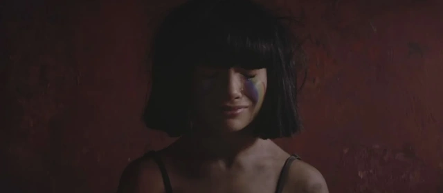 The Greatest - Sia oddaje hołd ofiarom ataku w Orlando