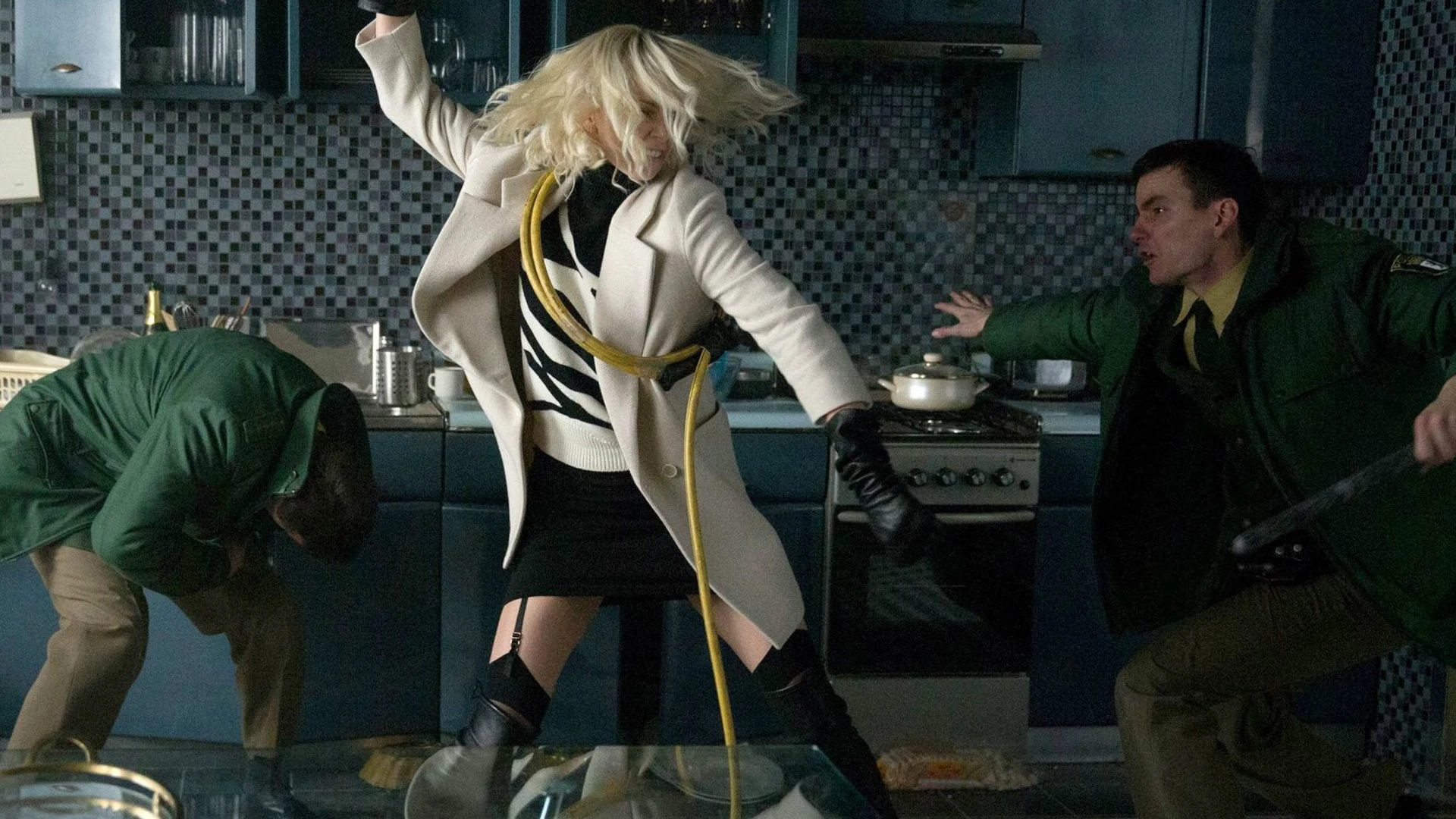 Cudowna sekwencja walki na pierwszym zwiastunie Atomic Blonde (18+)