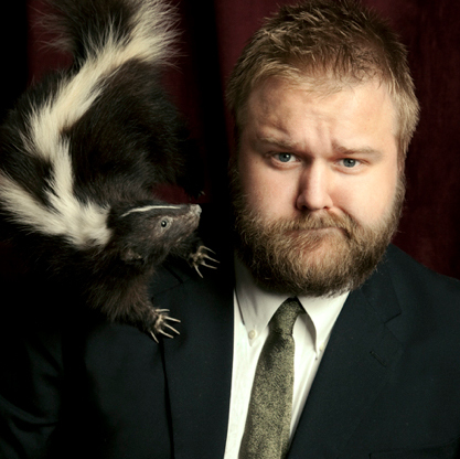 Robert Kirkman - twórca Outcast class="wp-image-82212" 