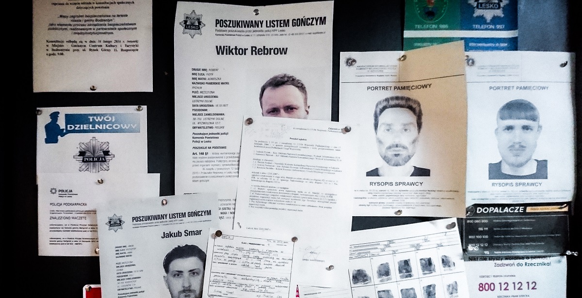 Tablica z posterunku. Wiktor Rebrow jest nadal ścigany class="wp-image-81562" 