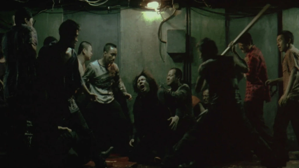 Pamiętna scena walki w korytarzu - kadr z filmu Oldboy 