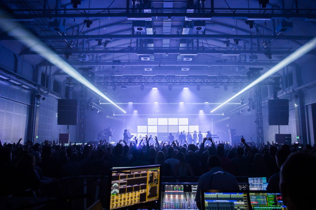 gorillaz koncert warszawa polska 2017 nowy teatr humanz class="wp-image-87310" 