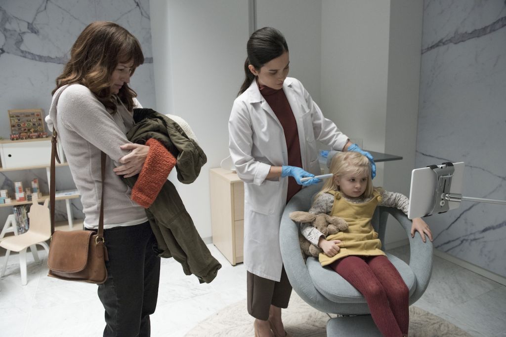 black mirror 4 arkangel 1 class="wp-image-114216" 