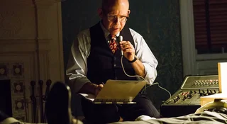 CIA, LSD i tajemnicza śmierć. Recenzujemy serial Wormwood od Netfliksa