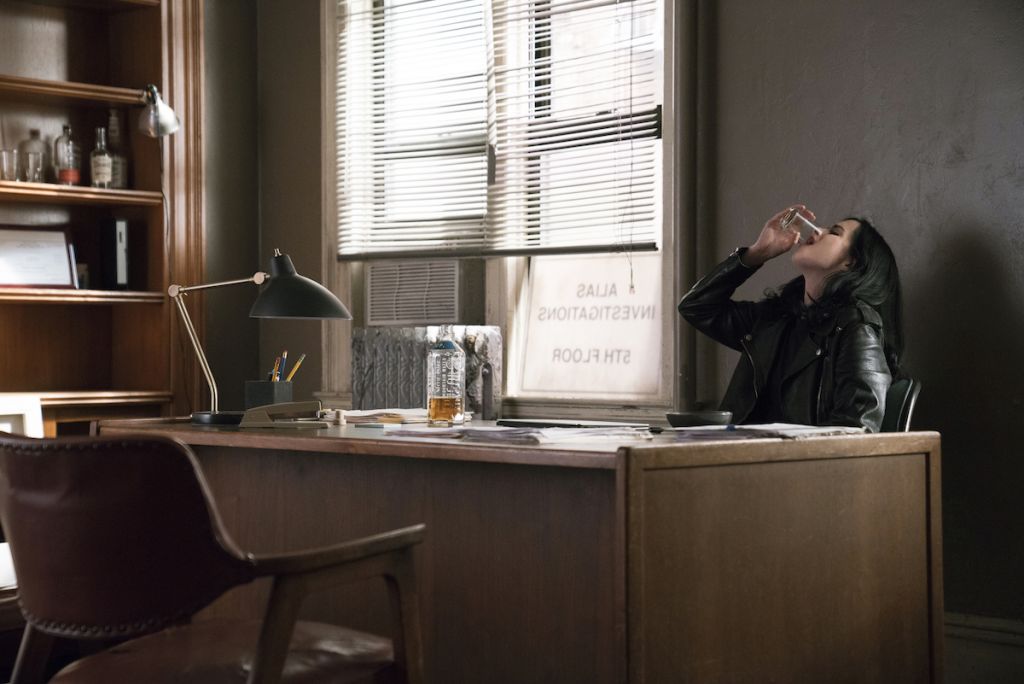 jessica jones 2 sezon recenzja serial na dzien kobiet class="wp-image-136390" 