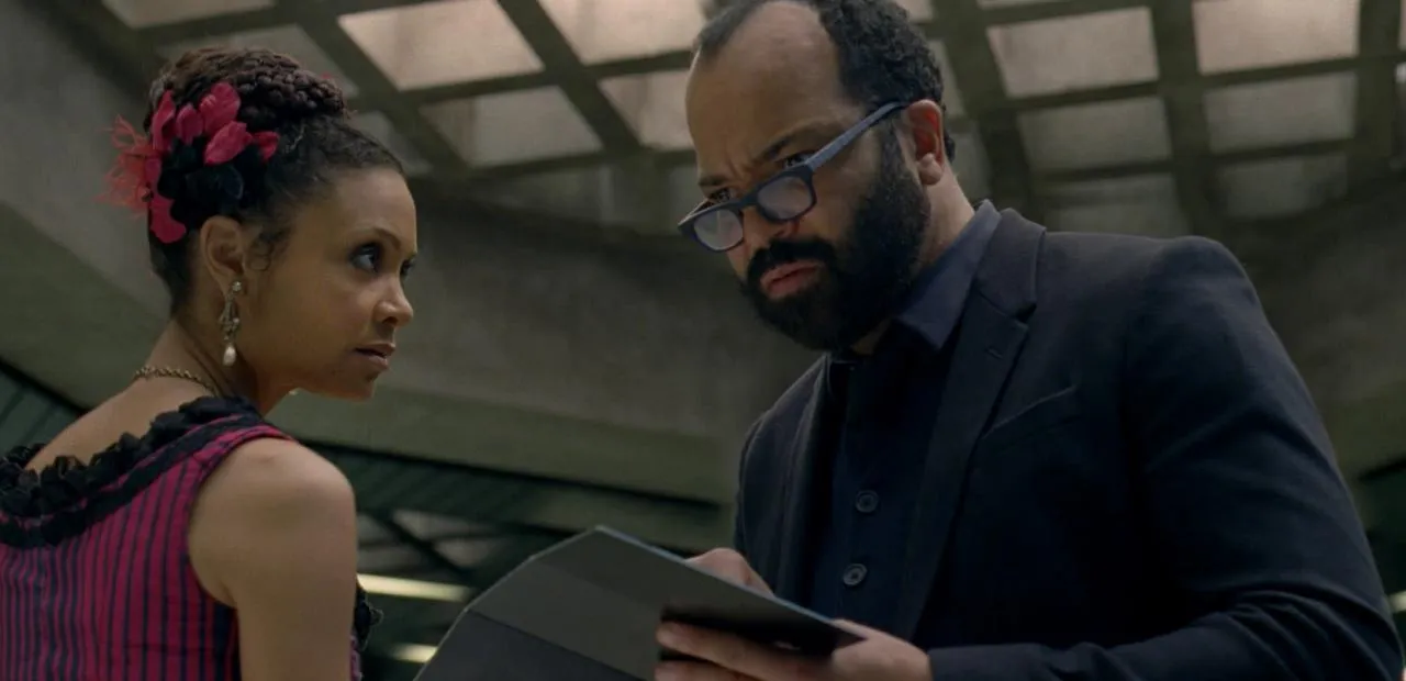 westworld bernard maeve class="wp-image-144903"