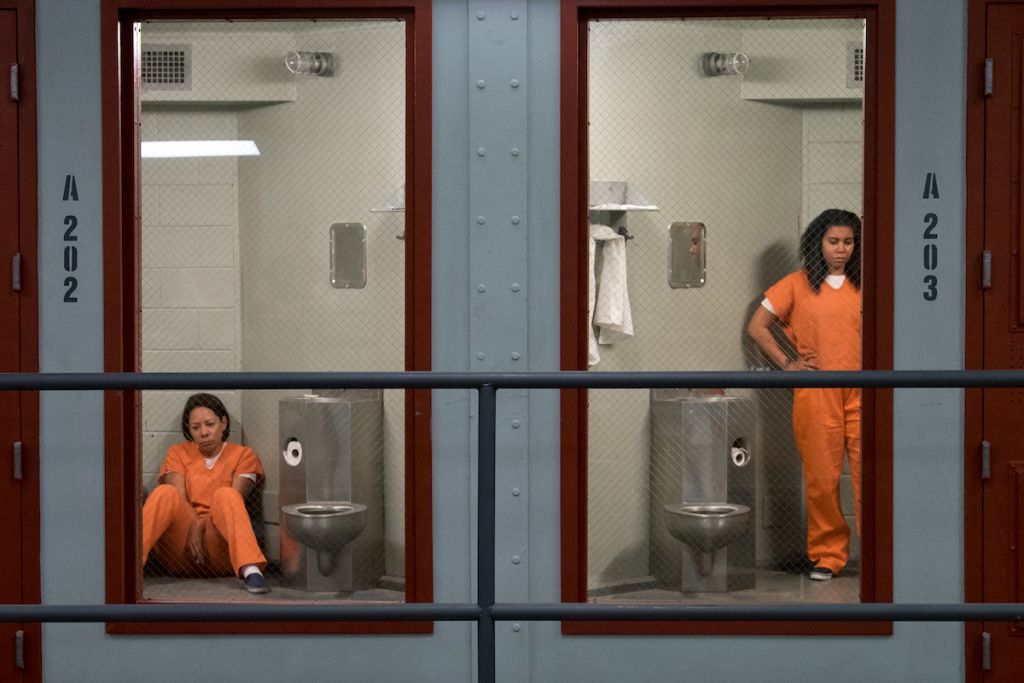 orange is the new black 6 sezon recenzja netflix class="wp-image-183058" 