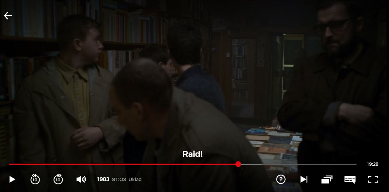1983 netflix błędy tłumaczeniowe class="wp-image-229199" 