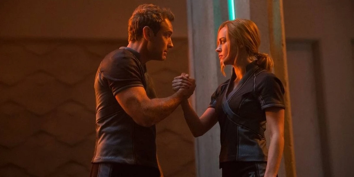 kapitan marvel brie larson jude law
