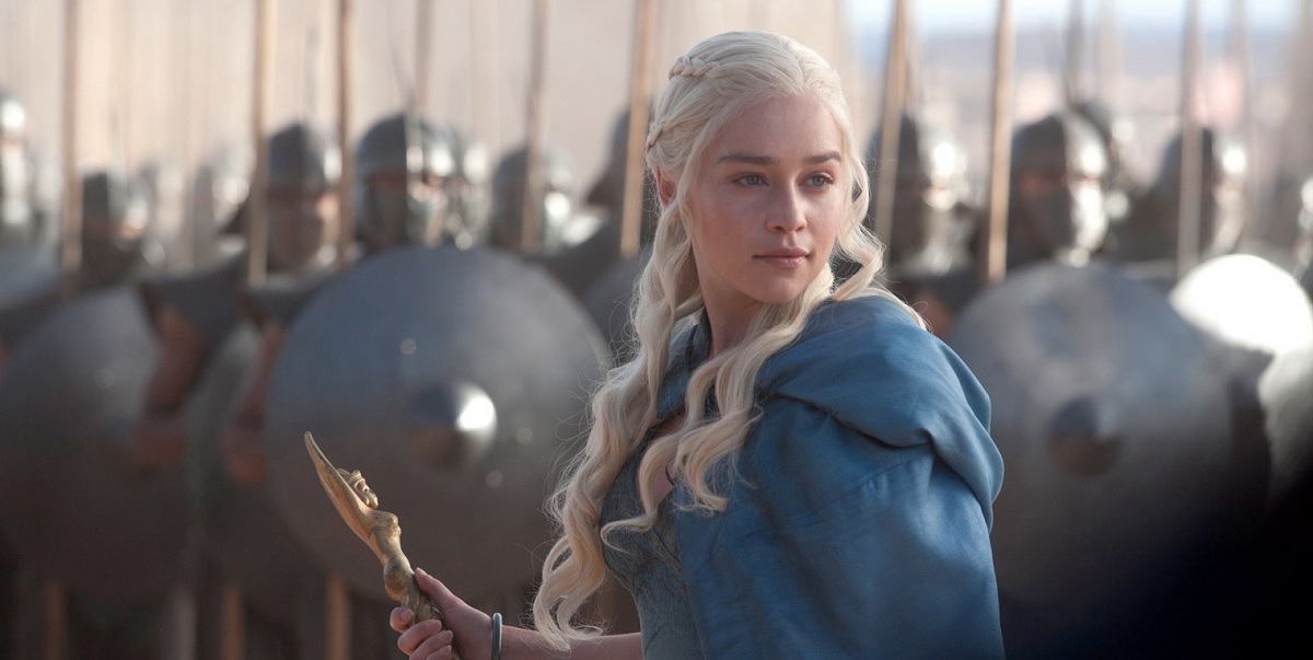 gra o tron emilia clarke 