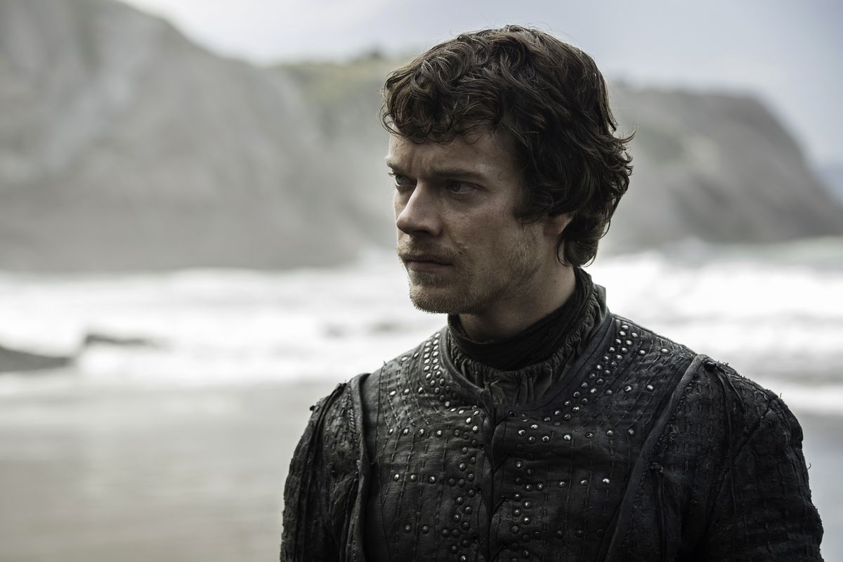 theon greyjoy gra o tron class="wp-image-280166" 