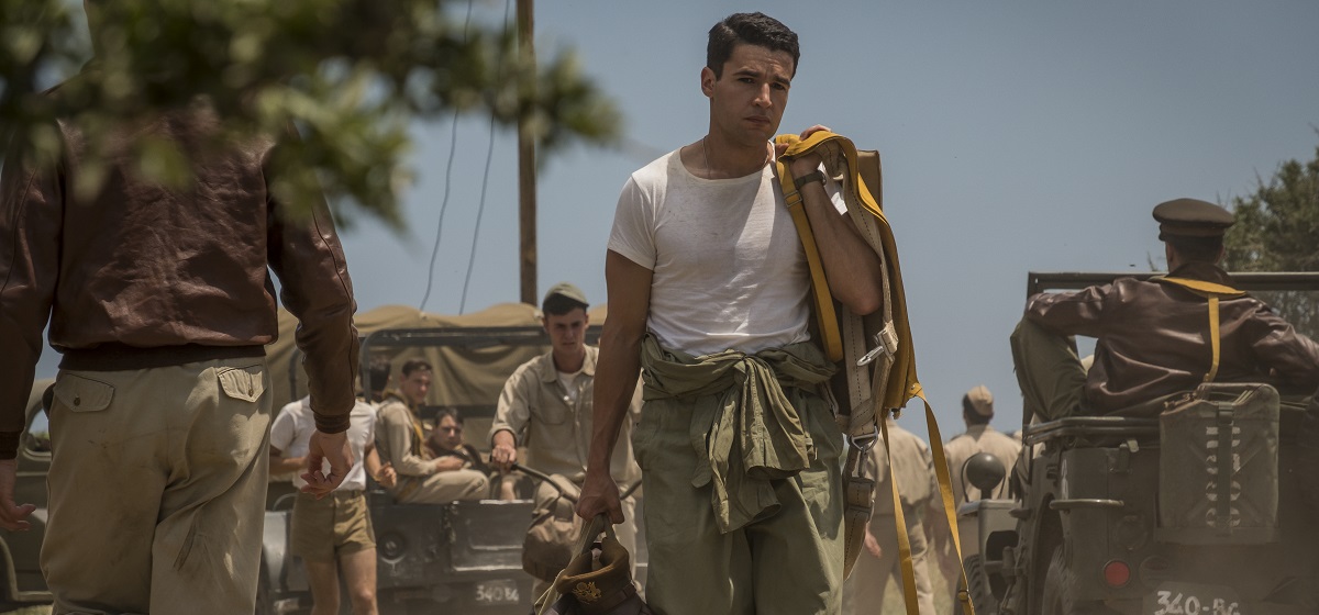 Christopher Abbott paragraf 22 