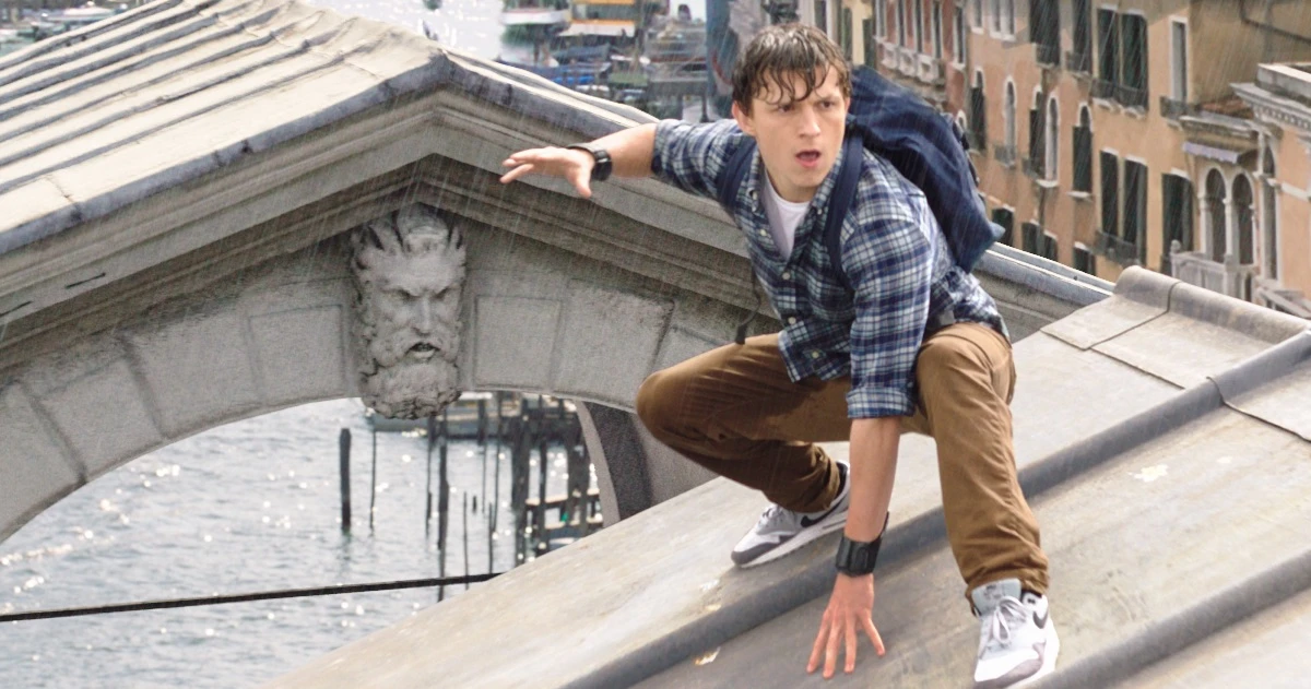 Spiderman-daleko-od-domu-peter-parker-w-wenecji