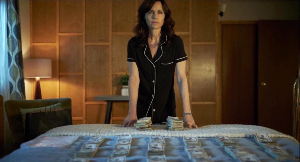 Jett - Carla Gugino