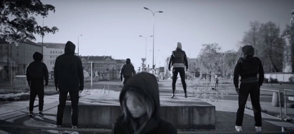 Inni Ludzie - adaptacja Masłowskiej od Warner Bros