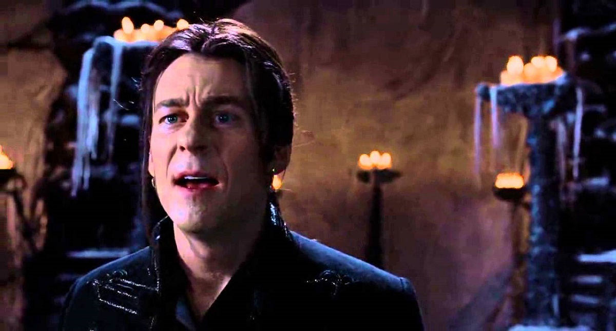 netflix dracula class="wp-image-301632"
