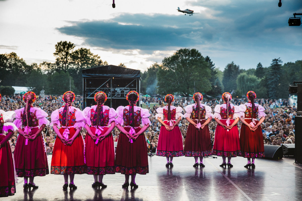 off festival kawiarnia literacka class="wp-image-311410" 