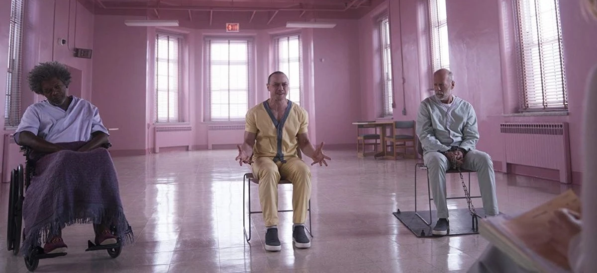 Glass - HBO GO