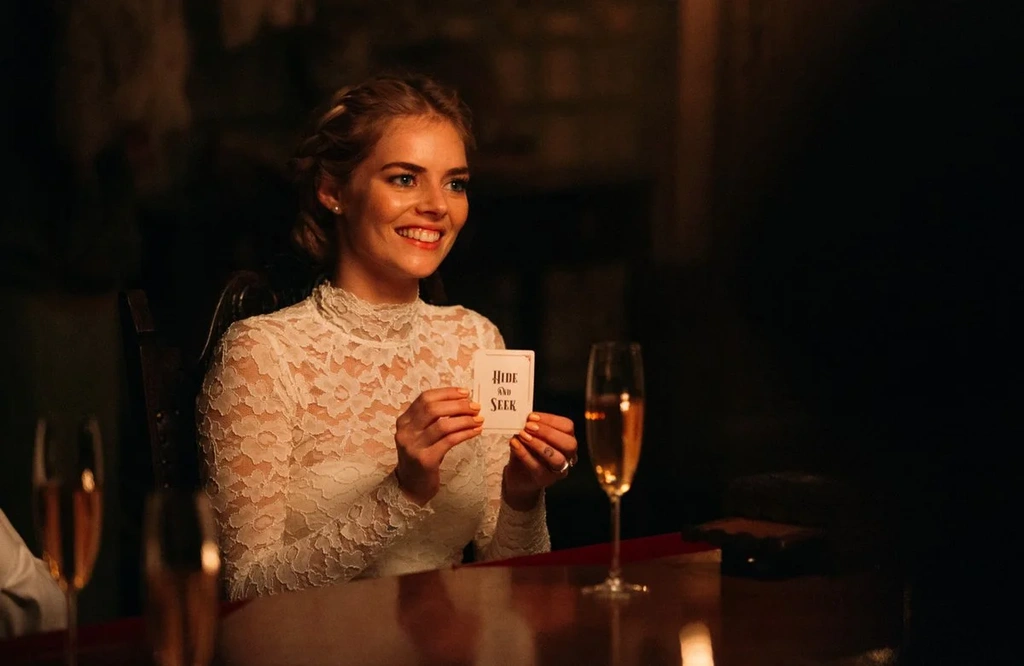 zabawa w pochowanego samara weaving