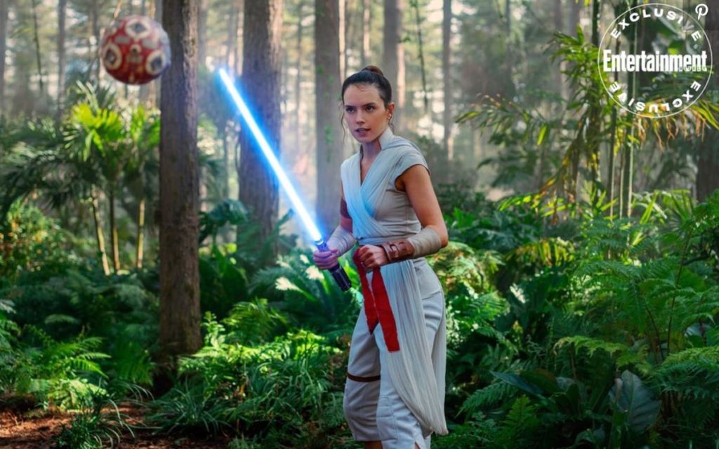 https://ocs-pl.oktawave.com/v1/AUTH_2887234e-384a-4873-8bc5-405211db13a2/splay/2019/11/Gwiezdne-wojny-Skywalker-Odrodzenie-Rey-1024x640.jpg