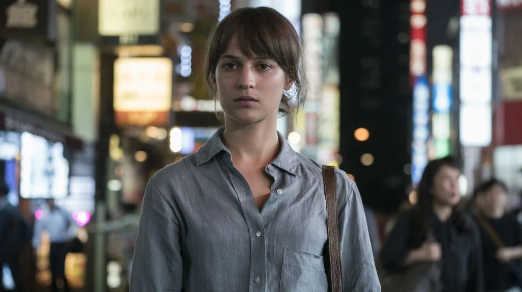 earthquake bird netflix alicia vikander