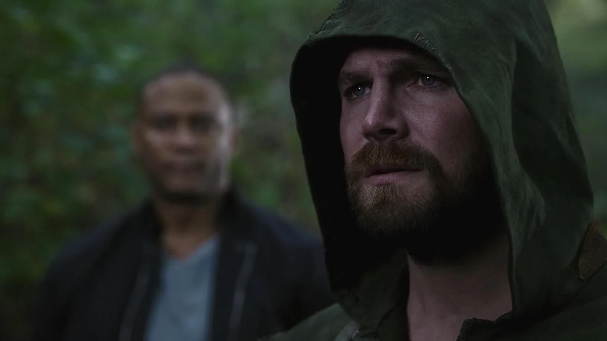 crisis on infinite earths arrowverse class="wp-image-354628"