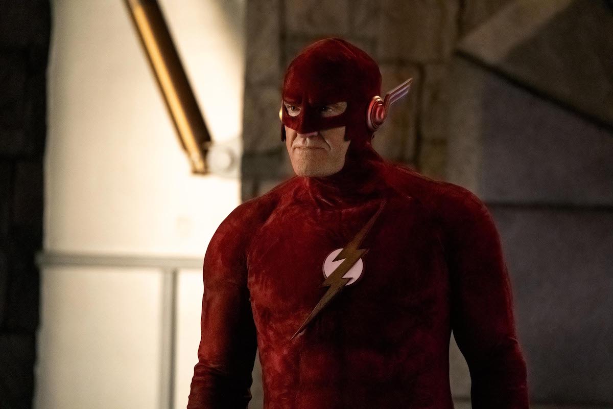 crisis on infinite earths arrowverse class="wp-image-354619" 