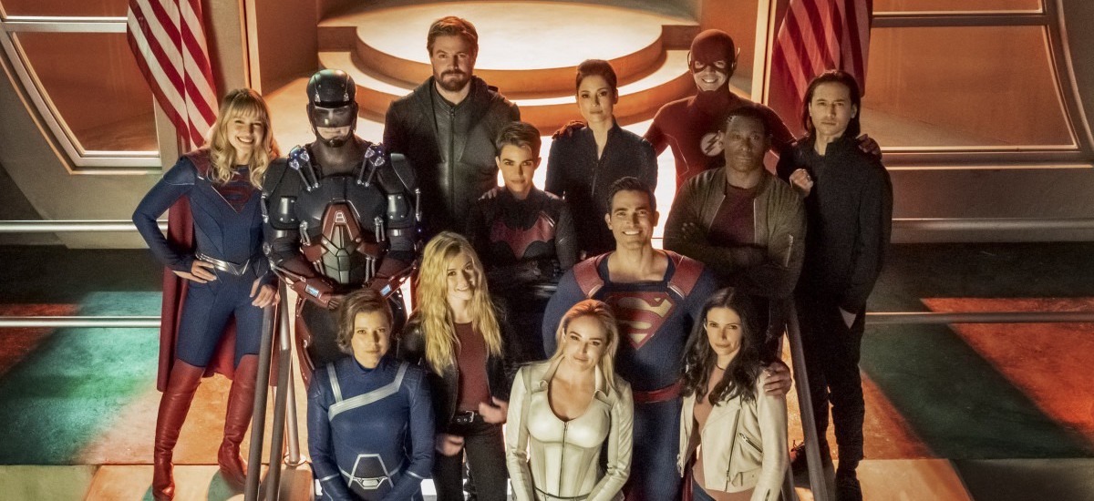 crisis on infinite earths arrowverse class="wp-image-354631" 