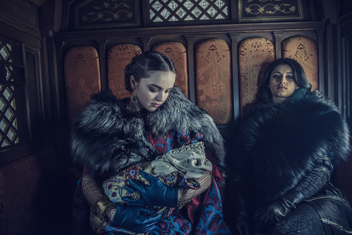 the witcher netflix wiedźmin gra o tron korona królów serial czy warto class="wp-image-357751" 