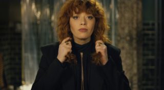 Wstrzymane prace nad Russian Doll i Shang-Chi. Hollywood ma problem