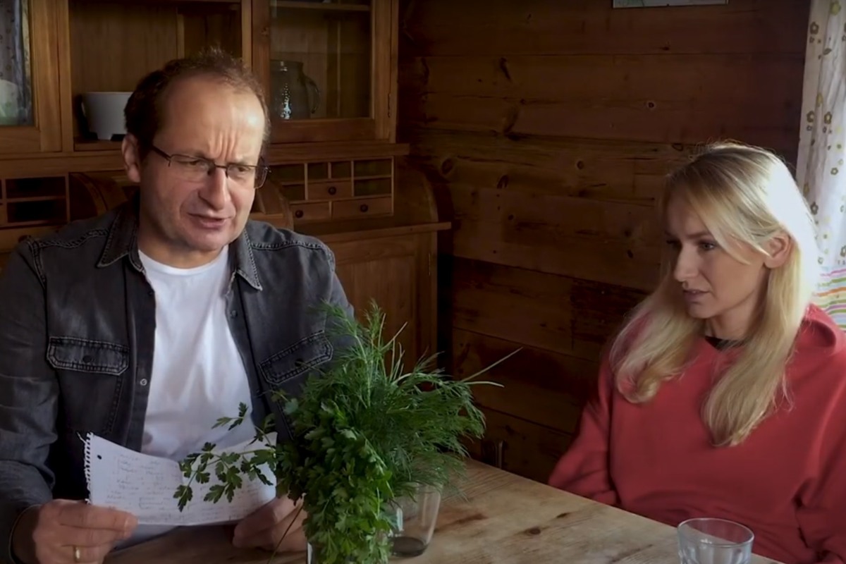 Państwo z kartonu Robert Górski serial