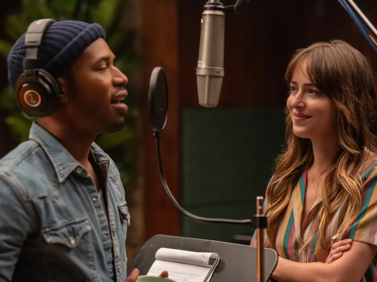 Dakota Johnson w filmie Na topie