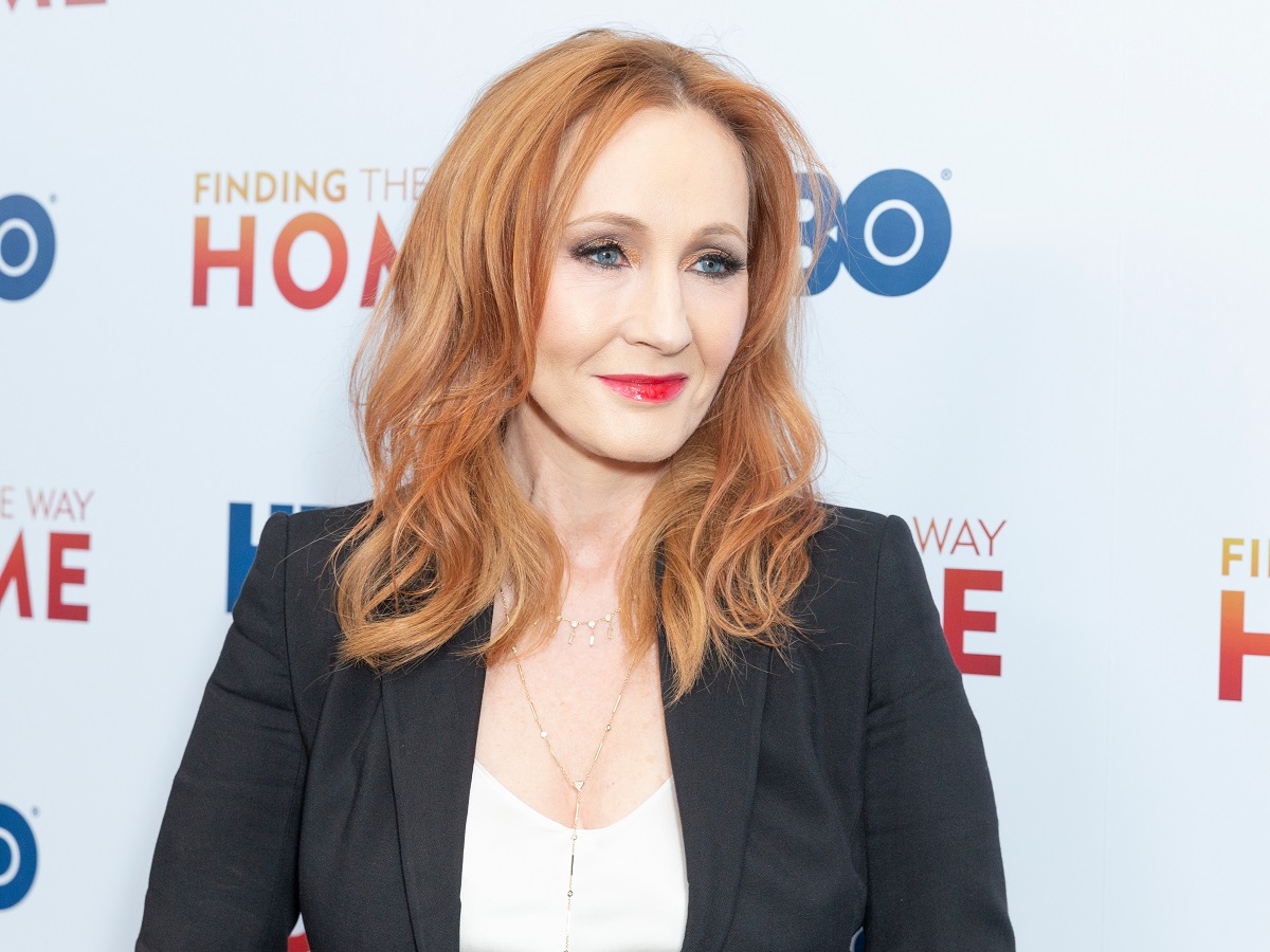 jk rowling transfobia class="wp-image-438436" 