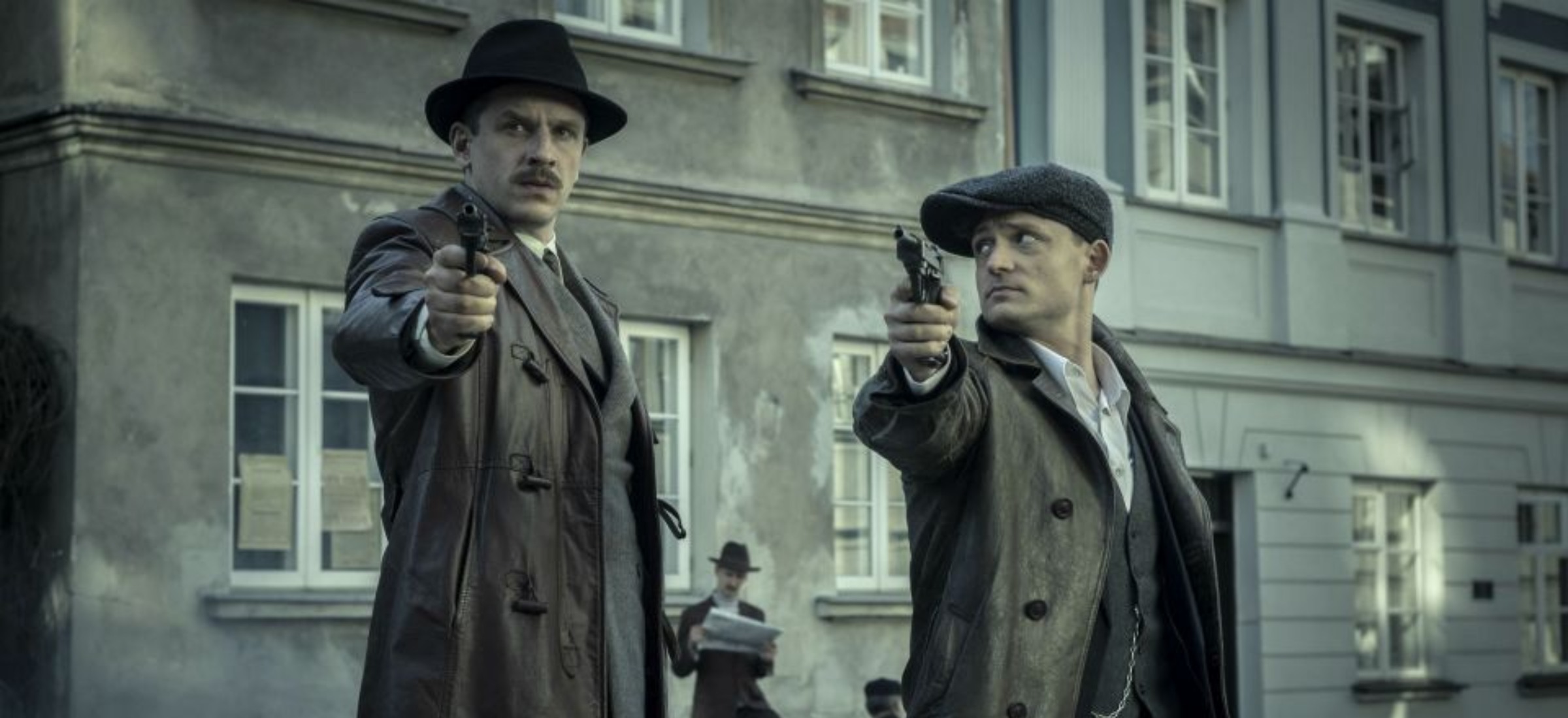 Ludzie i bogowie serial tvp premiera recenzja