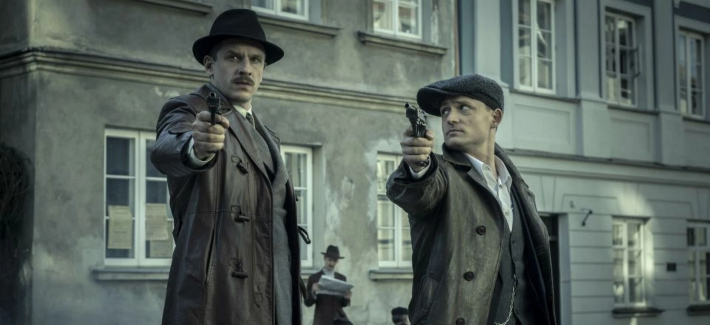 Ludzie i bogowie serial tvp premiera recenzja