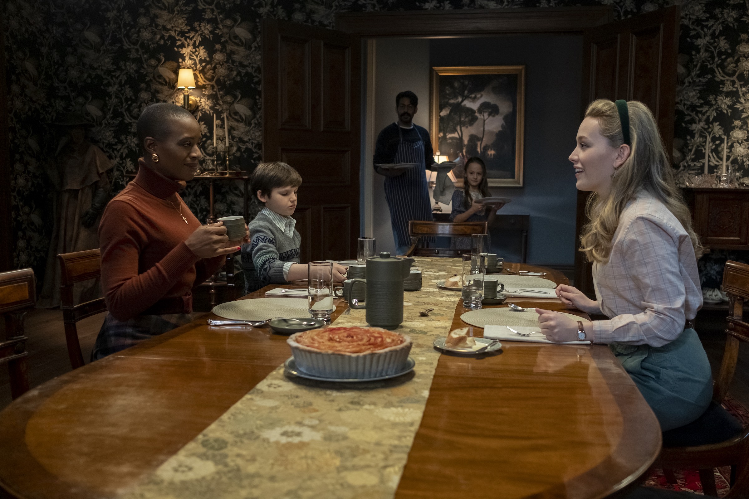the haunting of bly manor recenzja serial netflix nawiedzony dwor w bly class="wp-image-451375" 