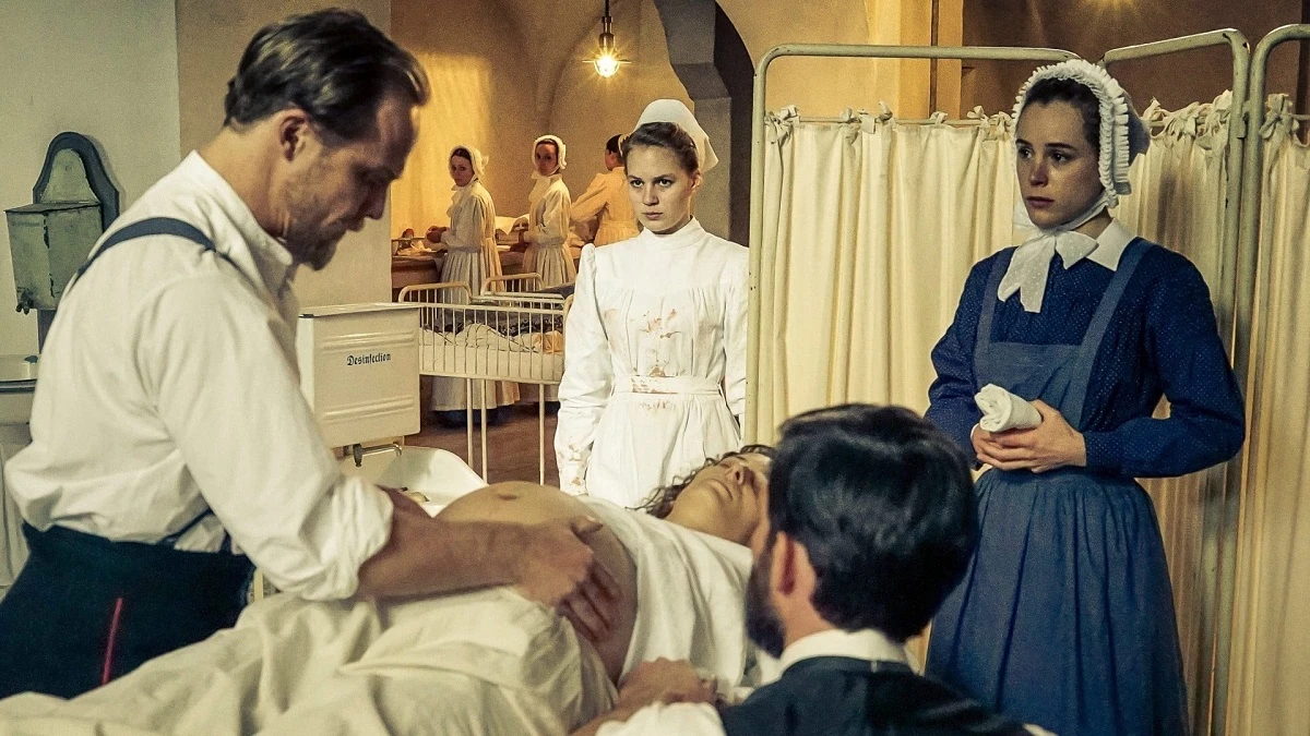 new amsterdam netflix class="wp-image-498730" 