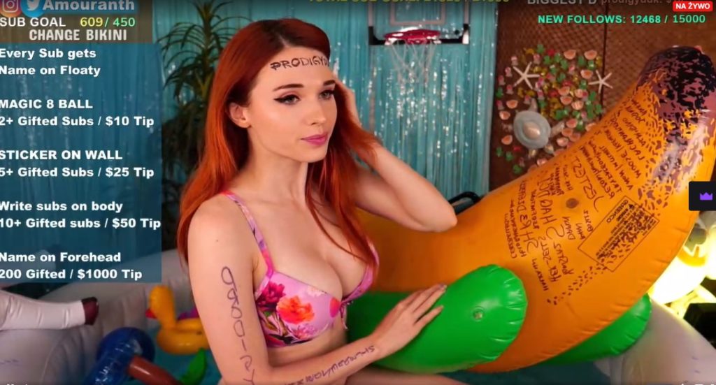 bikini stream twitch dziwne trendy class="wp-image-1708318"